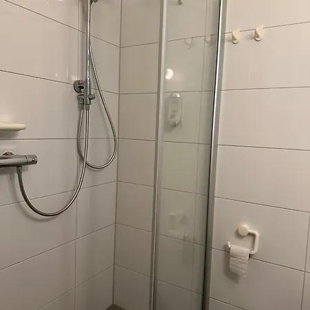 Hellmanns Lejlighed *